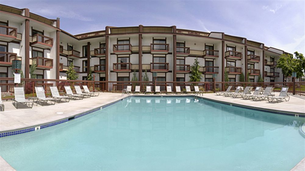 Red Lion Hotel Wenatchee City Center Eksteriør billede