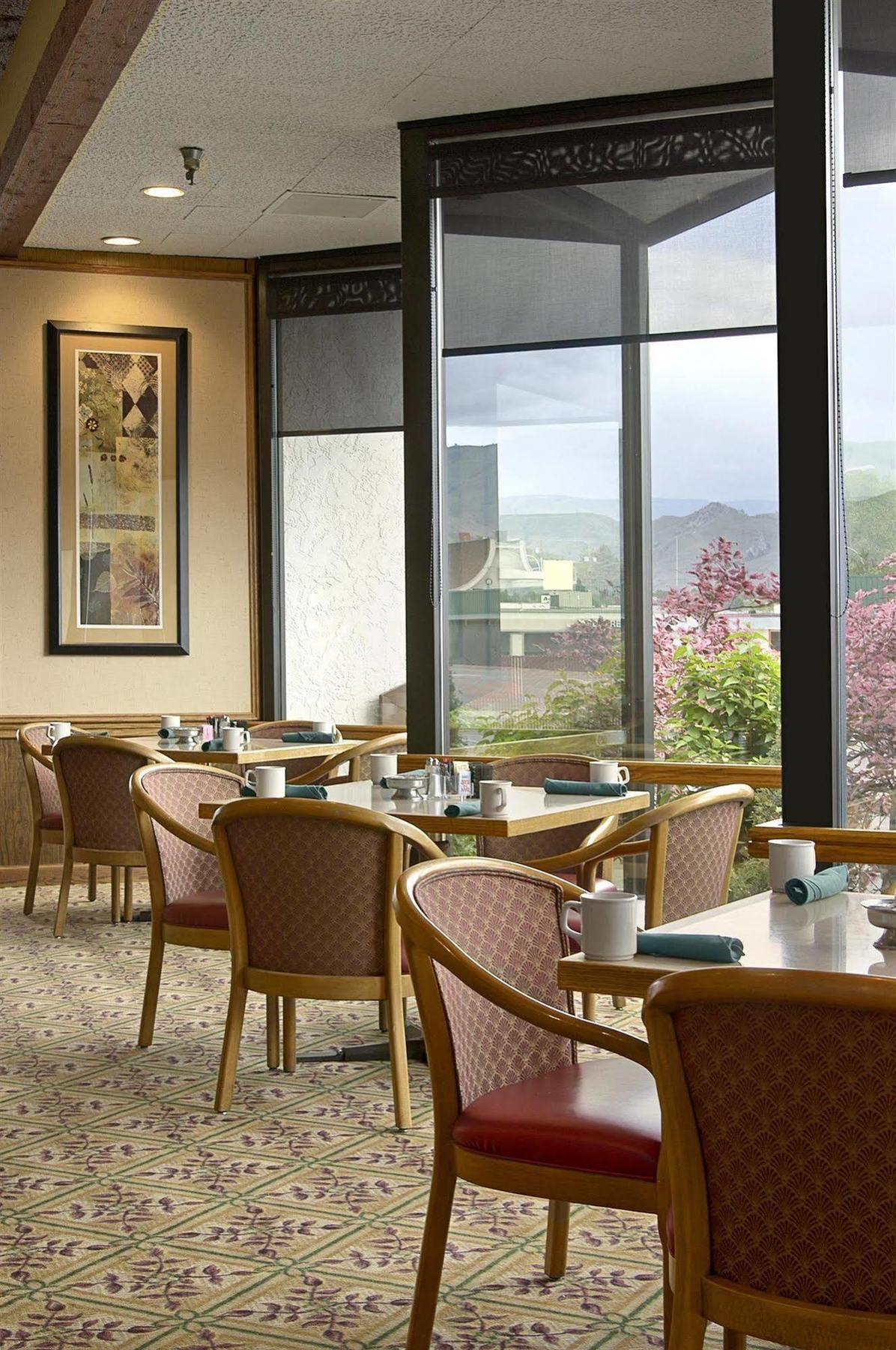 Red Lion Hotel Wenatchee City Center Restaurant billede